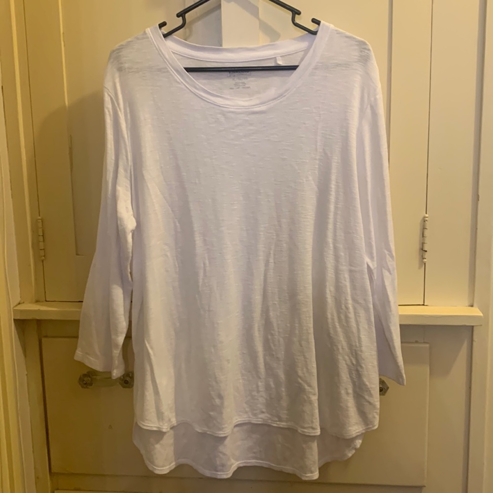 Kirkland Signature Long White Sleeved Top Size XL